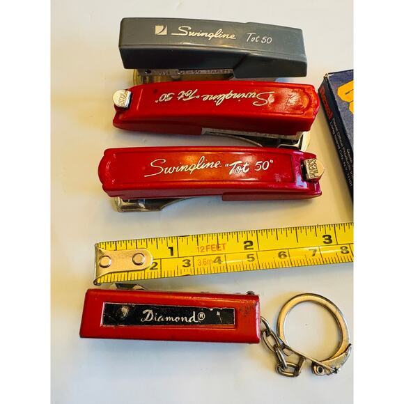 VTG Lot of 3 Swingline Tot 50 Red Staplers, Box Staples, Diamond Keychain 5PCS - Picture 2 of 7